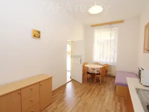 Pronájem bytu 2+1, Praha - Smíchov, Na Celné, 71 m2