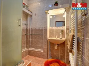 Prodej rodinného domu, Hostinné, Horská, 408 m2