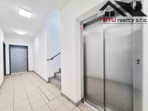 Pronájem bytu 2+kk, Jaroměř, Josefa Šímy, 58 m2