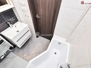 Pronájem bytu 2+kk, Praha - Libeň, U libeňského pivovaru, 50 m2