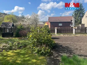 Prodej zahrady, Měrunice, 427 m2