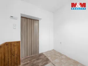 Prodej bytu 2+1, Děčín, Kamenická, 45 m2