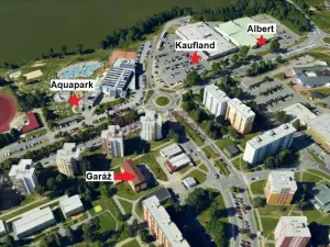 Pronájem garáže, Jindřichův Hradec - Jindřichův Hradec III, sídliště Vajgar, 18 m2