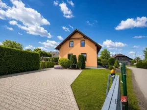 Prodej rodinného domu, Liberec - Liberec XXXV-Karlov pod Ještědem, Českolipská, 121 m2