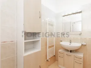 Pronájem bytu 1+1, Praha - Žižkov, Víta Nejedlého, 40 m2