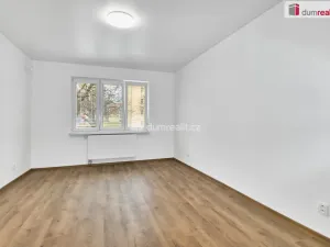 Pronájem bytu 2+1, Ostrov, Mánesova, 69 m2