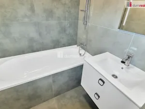 Pronájem bytu 2+1, Ostrov, Mánesova, 69 m2