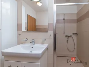 Pronájem bytu 2+kk, Tlučná, Tlučenská kolonie, 58 m2