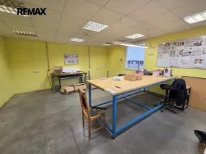 Prodej výrobních prostor, Roudnice nad Labem, Pracnerova, 2250 m2