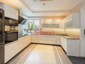 Prodej rodinného domu, Řitka, Oblouková, 243 m2