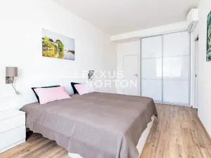 Pronájem bytu 2+kk, Praha - Dejvice, Evropská, 73 m2