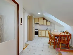 Prodej ubytování, Břeclav - Poštorná, Julia Fučíka, 275 m2