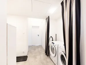 Prodej bytu 3+kk, Praha - Vysočany, Spojovací, 69 m2