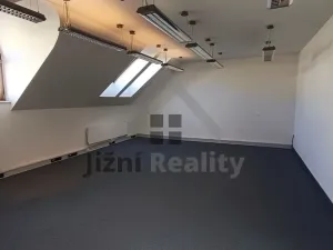 Pronájem kanceláře, Praha - Břevnov, Bělohorská, 1054 m2