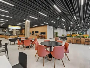 Pronájem kanceláře, Praha - Dejvice, Evropská, 1751 m2