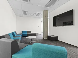 Pronájem kanceláře, Praha - Dejvice, Evropská, 1751 m2