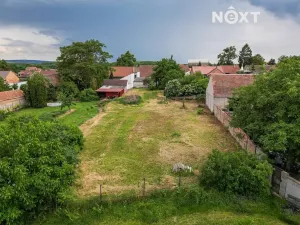 Prodej pozemku pro bydlení, Drnholec, nám. Svobody, 2111 m2