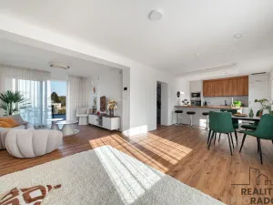 Prodej vily, Říčany, Pod Vojenským velitelstvím, 229 m2