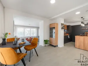 Prodej vily, Říčany, Pod Vojenským velitelstvím, 229 m2