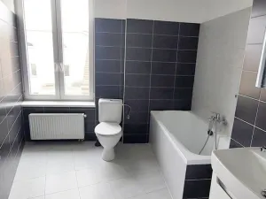 Pronájem bytu 2+1, Cheb, Komenského, 75 m2