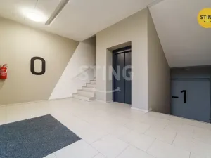 Pronájem bytu 2+kk, Ostrava, Důlní, 72 m2