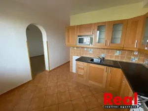 Pronájem bytu 2+1, Valtice, Lázeňská, 56 m2