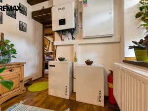 Prodej rodinného domu, Všechlapy, 200 m2