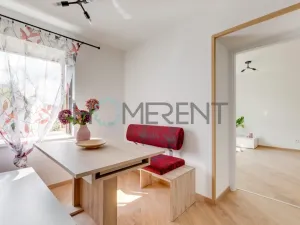 Pronájem bytu 1+1, Praha - Malešice, Bakalářská, 38 m2