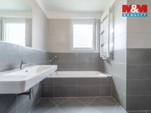 Prodej bytu 4+kk, Praha - Dolní Měcholupy, Honzíkova, 97 m2