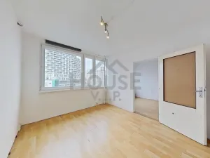 Prodej bytu 3+1, Praha - Stodůlky, U jezera, 91 m2