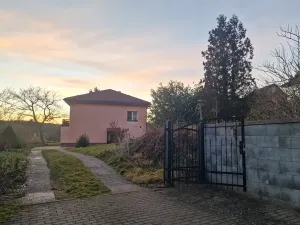 Prodej rodinného domu, Vonoklasy, K Louži, 155 m2