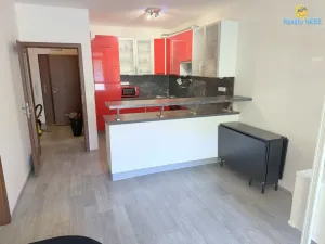 Pronájem bytu 2+kk, Praha - Vysočany, Pod Harfou, 58 m2