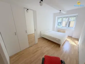 Prodej bytu 2+kk, Praha - Vršovice, K louži, 42 m2