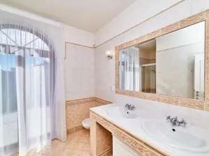 Pronájem vily, Praha - Nebušice, Nebušická, 254 m2