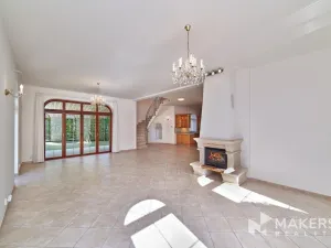 Pronájem vily, Praha - Nebušice, Nebušická, 254 m2