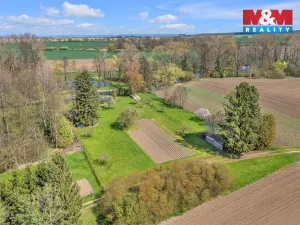 Prodej pozemku, Hrochův Týnec - Blížňovice, 2680 m2