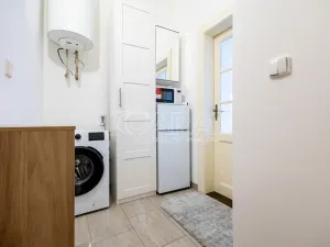 Pronájem bytu 1+1, Praha - Záběhlice, Záběhlická, 37 m2