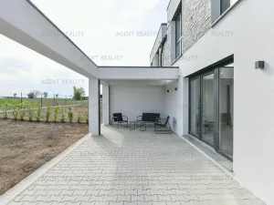 Prodej rodinného domu, Slaný, 156 m2