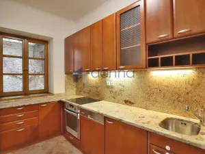 Pronájem bytu 4+1, Praha, Úvoz, 92 m2