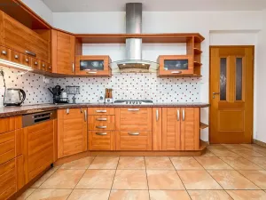 Prodej rodinného domu, Praha - Písnice, V zákopech, 294 m2