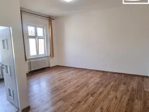 Pronájem kanceláře, Cheb, Svobody, 28 m2