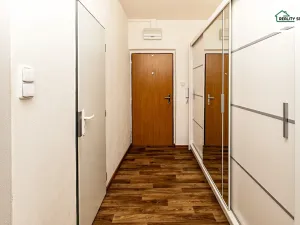 Prodej bytu 2+1, Cheb, 17. listopadu, 49 m2