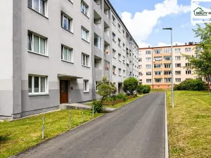 Prodej bytu 2+1, Cheb, 17. listopadu, 49 m2