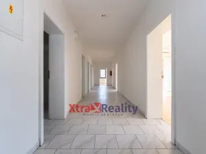 Prodej komerční nemovitosti, Modlany - Drahkov, 2300 m2