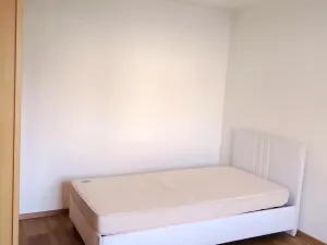 Pronájem bytu 1+1, Sokolov, Karla Čapka, 28 m2