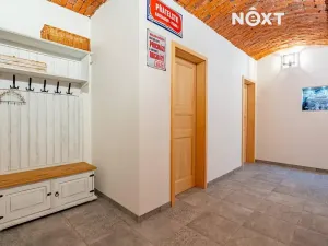 Prodej rodinného domu, Chrášťany, 560 m2