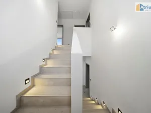 Prodej rodinného domu, Kácov, 194 m2