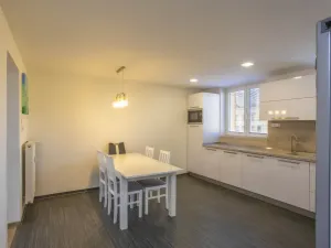 Prodej bytu 3+1, Pardubice - Zelené Předměstí, Čihákova, 138 m2