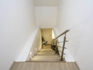 Prodej bytu 3+1, Pardubice - Zelené Předměstí, Čihákova, 138 m2