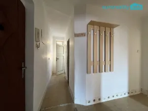 Prodej bytu 2+1, Ostrov, Štúrova, 70 m2